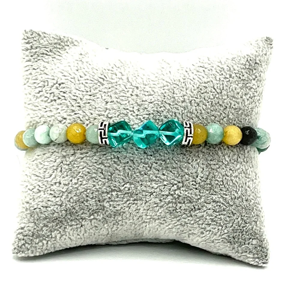 HAND CRAFTED Aqua Agate Stretch Bracelet - Picture 3 of 3